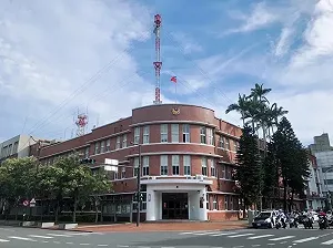 帳戶進出500萬…竹市警疑洩個資又涉貪 市警局：停職嚴懲