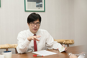 陳其邁專訪之二》原高雄縣區域 基本生活需求一定滿足他們