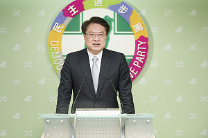 蘇巧慧頻「報名」參選 林右昌：民進黨的提名期程還早