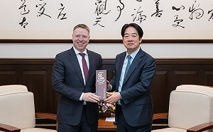 博明示警：中國可能不開槍就引發台海危機   憂川普短視