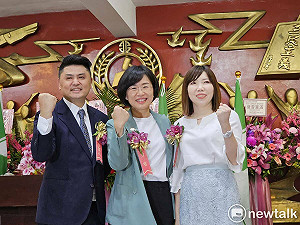 新北議會民進黨團幹部交接 蘇巧慧：集結戰力 、用更大專業回應人民