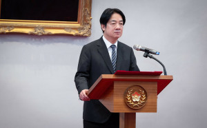 府院一百小時拆彈　黨政人士揭幕後：賴清德拋五大對策穩定民心
