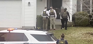有隱情？FBI搜查華裔數據安全專家王曉峰住宅同日 校方做出這動作！