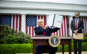 Ｍade in America　日食品飲料商紛紛準備在美生產避關稅