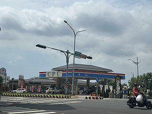 慢點再去加油！下週汽、柴油價格各調降0.2元