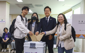 離譜！南韓總統大選提前投票 選務人員代領丈夫選票遭法辦