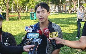 檢認定遭脅迫寫道歉文 小提琴王子積極參與公益證清白