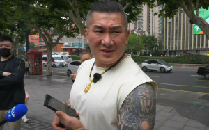 館長上海行狂吹捧中國  他建議「做這事」證明對岸的好：大家會說你有guts！ 