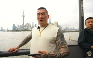 館長上海行狂吹捧中國 過去嗆舔共仔貼文遭挖出 網朝聖翻車現場 