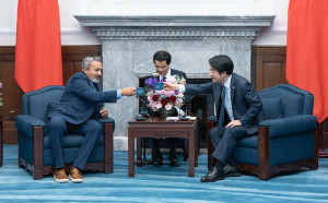 與賴清德有特別的連結 美眾議員：民主陣營有責任維護亞洲和平