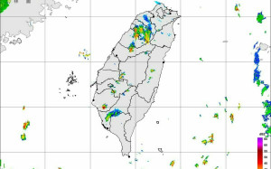 午後對流雲系發展旺盛！氣象署：12縣市恐有局部大雨