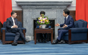 接見英國商業暨貿易部副大臣艾禮遜 總統盼英國公開支持台灣加入CPTPP
