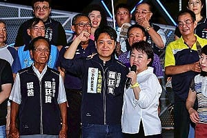挺世大運跆拳道選手 羅廷瑋口誤「我曾是黑道」盧秀燕急糾正：黑帶啦！