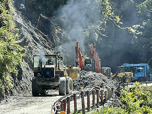 颱風暴雨致路基流失！8/14中橫公路「限重3.5噸以下」才能通行