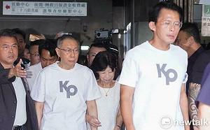 曝已與交保後柯文哲一對一長談 黃國昌：柯認為堅持兩年條款是對的