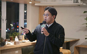 錯將「出力圖」誤解「振動圖」  高市議員參選人蔡秉璁諷「翻車于」 