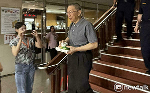 開庭期間個案手機突響 柯文哲：審判長正在盯我