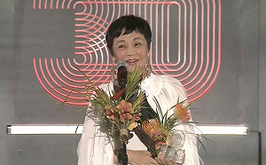 台灣之光！張艾嘉奪釜山影展「山茶花獎」