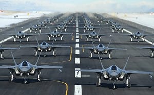 日軍迷雜誌稱殲-20有210架! 中媒跳出來打臉 : 2年前就300架了