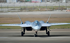 （影）俄Su-57戰機疑入戰場! 每台近1億美元搭載「匕首」 印也擬採購40架