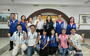 郝龍斌拜會南市議會國民黨團   議員犀利提問郝一一接招
