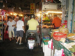 士林夜市借鏡? 竹南黃金市場今寂寥