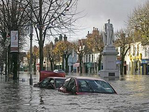 英國豪雨成災 近年最嚴重