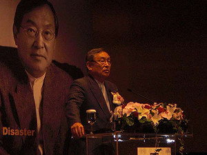 大前研一：好想跟台灣交換政府