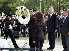 二二八中樞紀念 馬：保證二二八不會再發生
