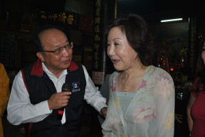 別再消費夫人牌  饒了邵曉鈴吧！