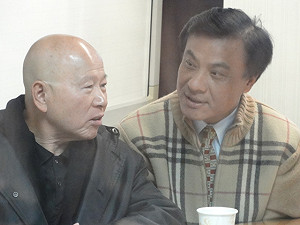 登記2012初選 許信良借錢宣揚理念