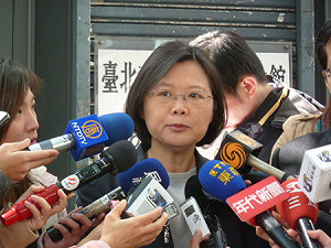 力拼非核 小英：再生能源增4%可行