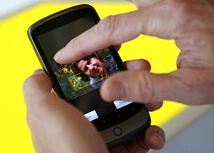 Google發佈品牌手機Nexus One 挑戰iPhone