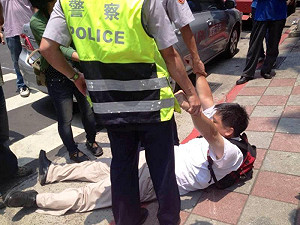徐世榮告國安局長案 將調警方通聯