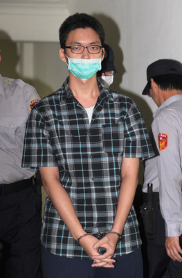 鄭捷開庭冷笑 高院裁定繼續羈押