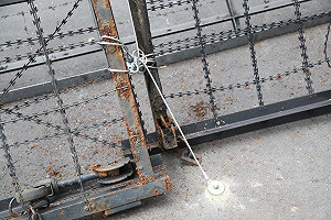 童文薰：被綑綁者怎麼與自由人為敵？