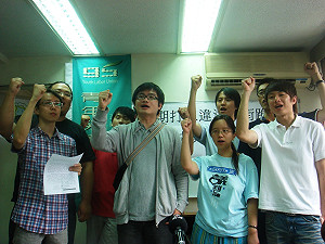 打工族注意   2/3企業未投保