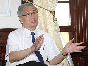 台大生登山募款惹議 楊泮池：認錯反省