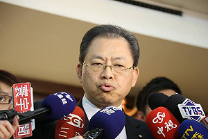 空服員抗爭 華航：須在體制內談