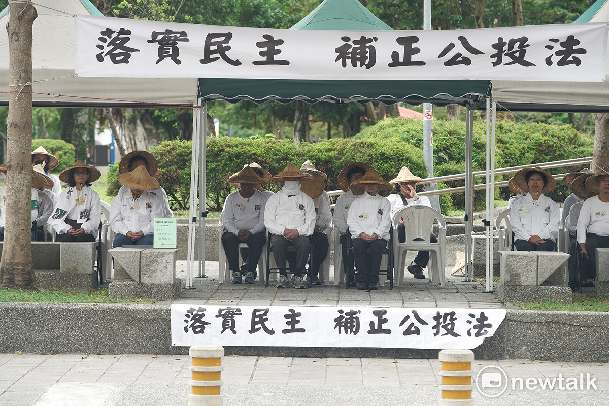 人民作主「落實民主 補正公投法」二十四小時接力禁食行動在民進黨中央黨部將持續進行到24日。
 圖：新頭殼資料照片