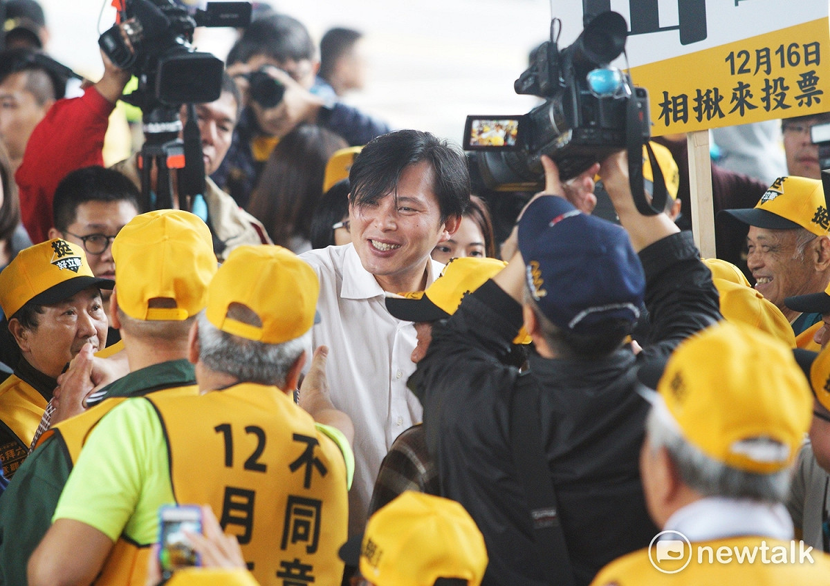 若罷免案勝出，黃國昌的人氣勢必扶搖直上，對於時代力量在明年地方選舉的聲勢也將拉抬許多，罷免案不僅關乎同婚價值之爭，也是影響明年選情的關鍵一役。 圖：張良一/攝（資料照片）
