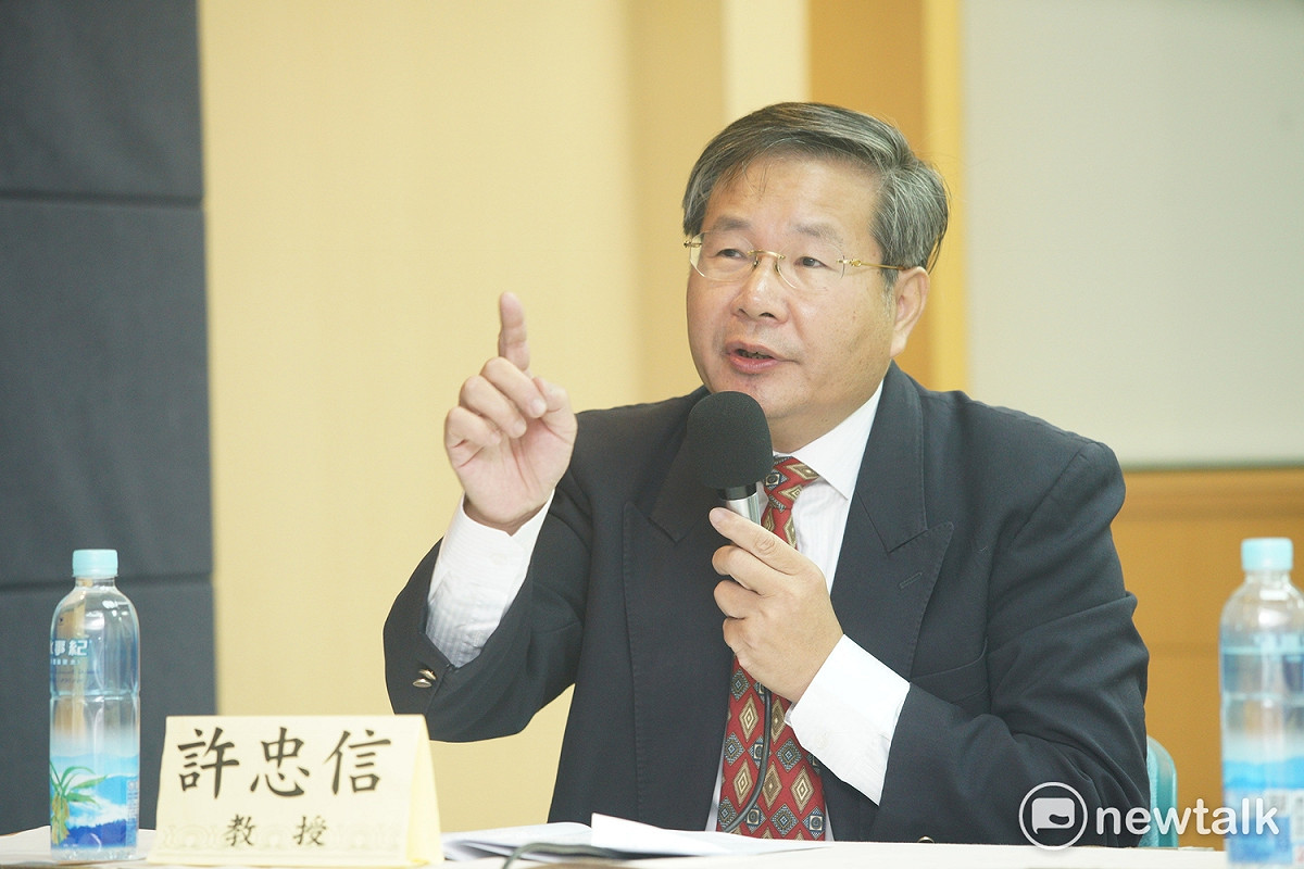 前台聯立委許忠信今日宣佈參選台南市長，挑戰民進黨台南市長初選出線的黃偉哲。 圖：張良一/攝
