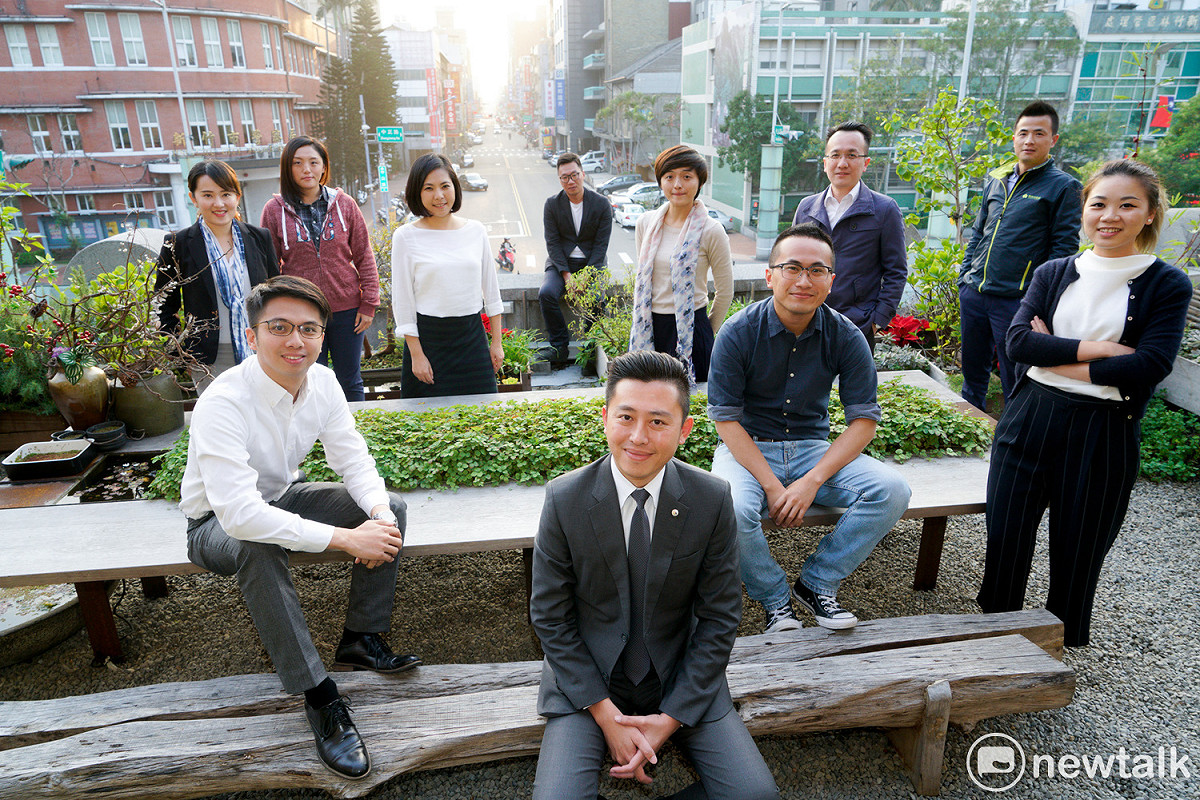 新竹市不僅有年輕市長，還有一群年輕市府主管，這是林智堅致勝關鍵。 圖：張良一/攝
