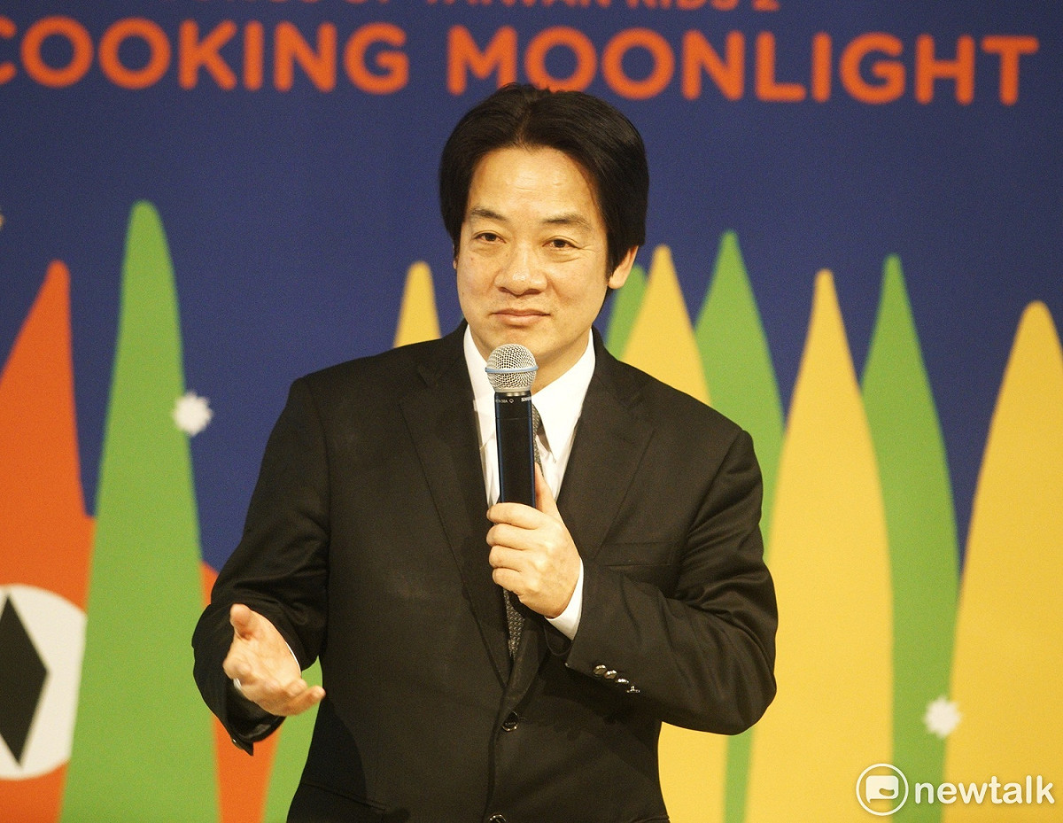 行政院長賴清德出席「煮月光」專輯CD發表會。 圖：張良一/攝 (新頭殼資料照片)