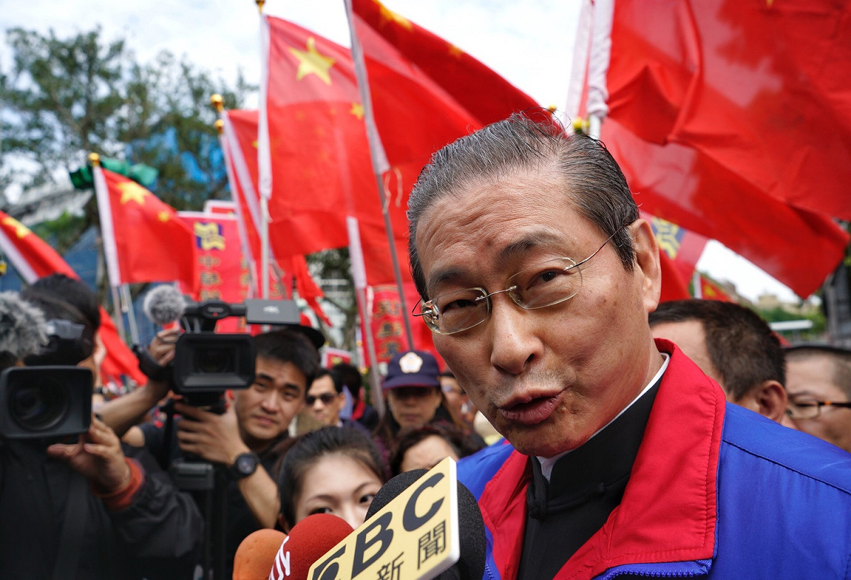統一促進黨總裁「白狼」張安樂也現身繆德生追思會。 圖：張良一/攝