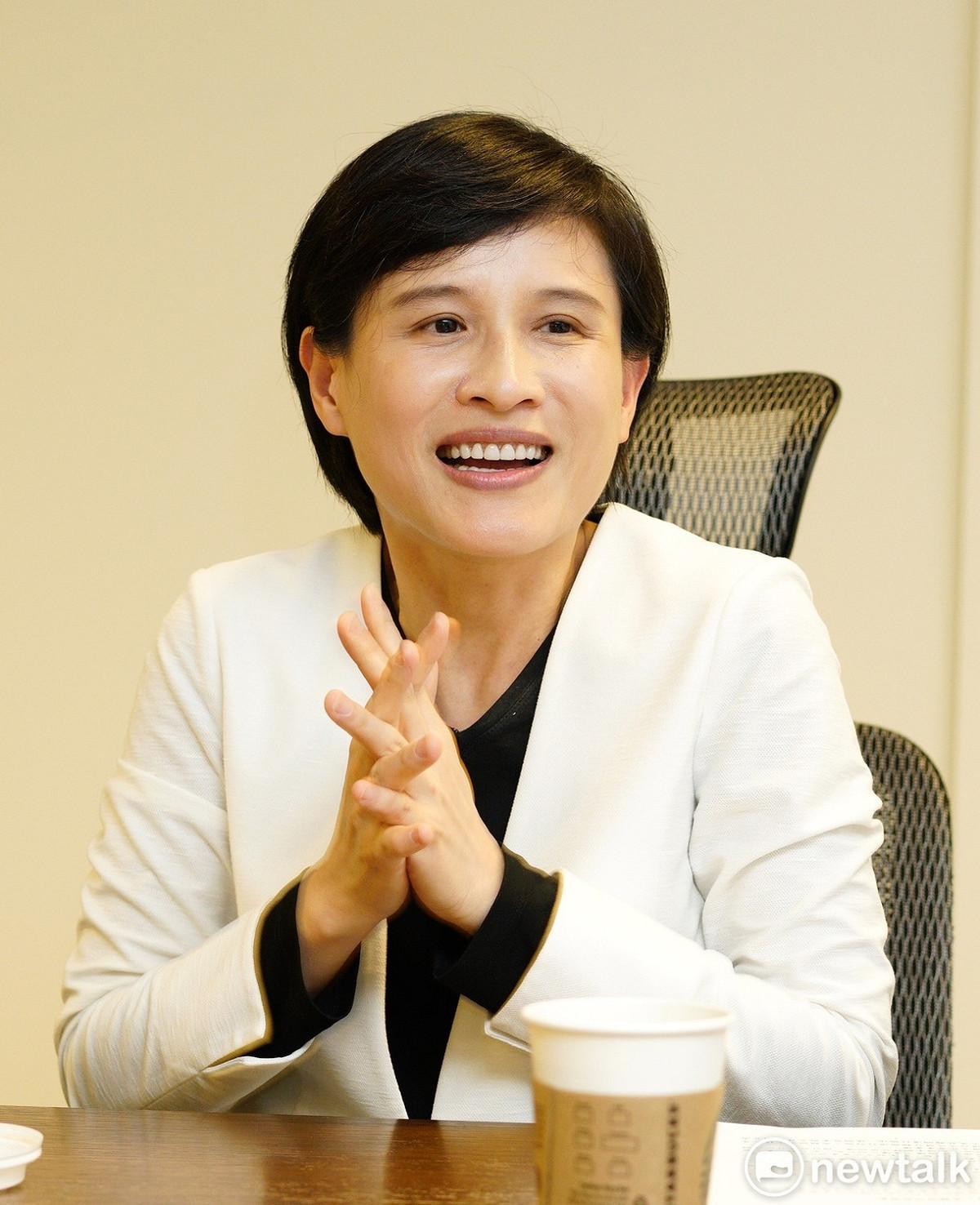 文化部長鄭麗君接受新頭殼專訪。 圖：張良一/攝