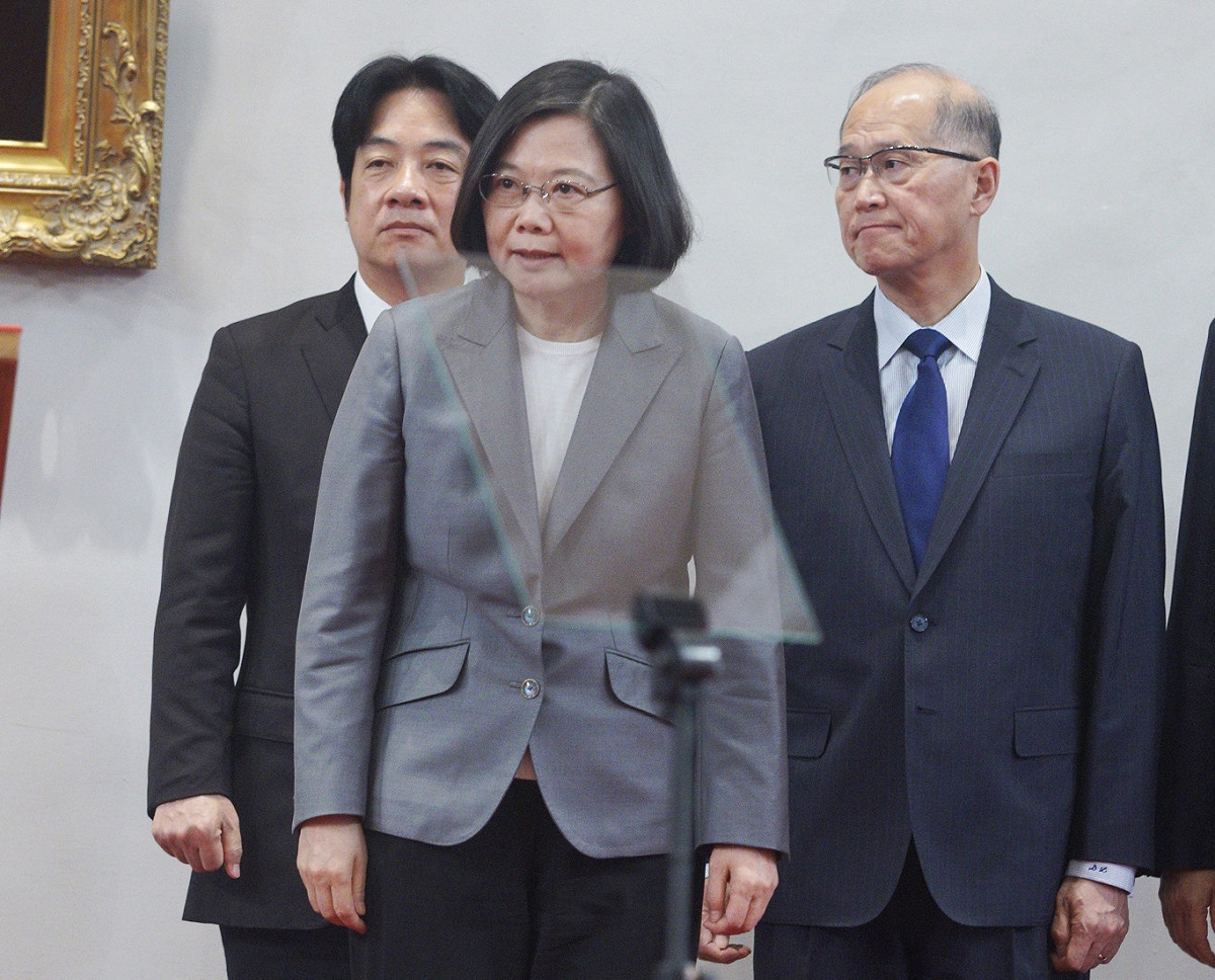蔡英文總統與前行政院長賴清德、國安會秘書長李大維。 圖：張良一/攝（資料照片）