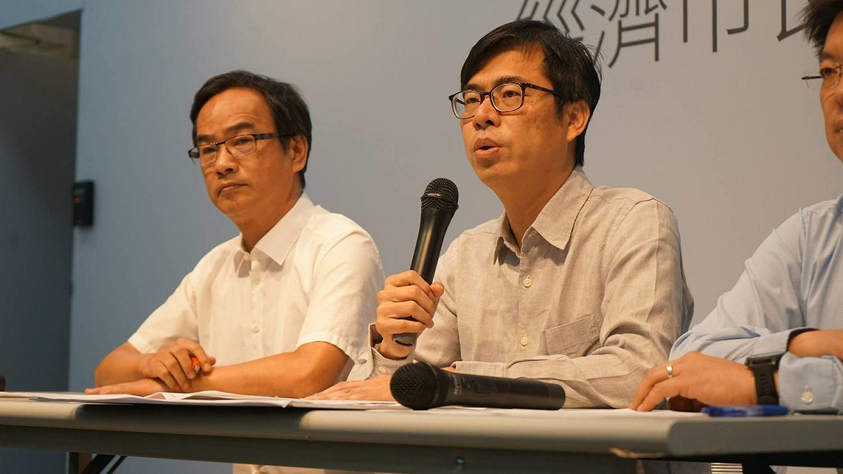 針對台薩斷交一事，民進黨高雄市長參選人陳其邁呼籲，面對中國打壓，國人應團結一致。 圖：翻攝自陳其邁臉書