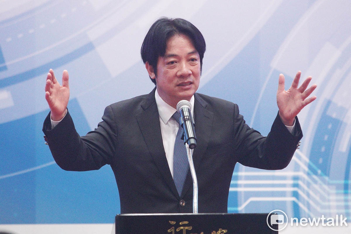 行政院長賴清德表示，台灣明年將成為「中文」與「英文」的雙語國家。 圖：張良一/攝 (資料照片)