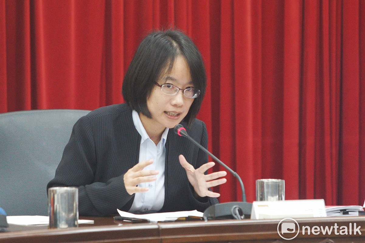 北農總經理吳音寧出席北市府農漁市產改建案雙首長會議。 圖：張良一/攝